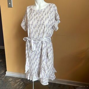 Molly Bracken WRAP MIDI DRESS IN LILAC size missing